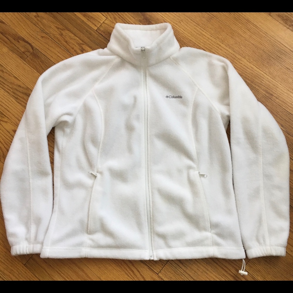 Columbia woman’s fleece zip up white XL